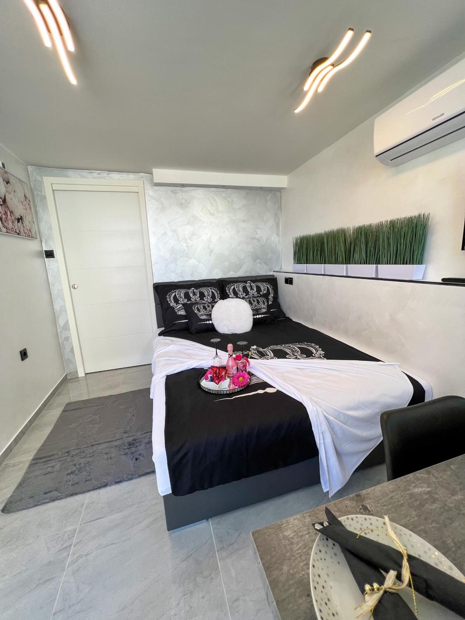 Apartment Sova Or Deluxe Room 33 Bled Exterior foto
